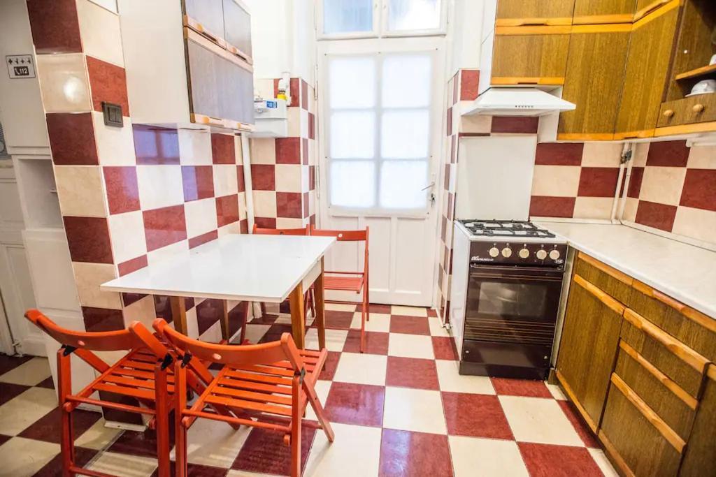 Keleti Apartment City Center Big Flat Bedroom Private Use Budapest Eksteriør bilde